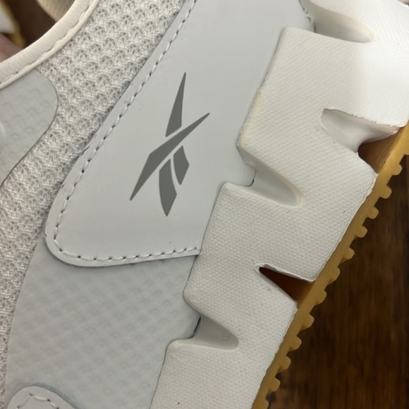 Reebok Ortholite Zig Dynamica Sneakers Athletic Shoes white gray womens 7 NWT - Picture 10 of 16